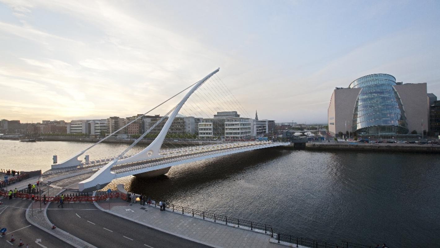 Samuel Beckett Bridge Approach Routes
