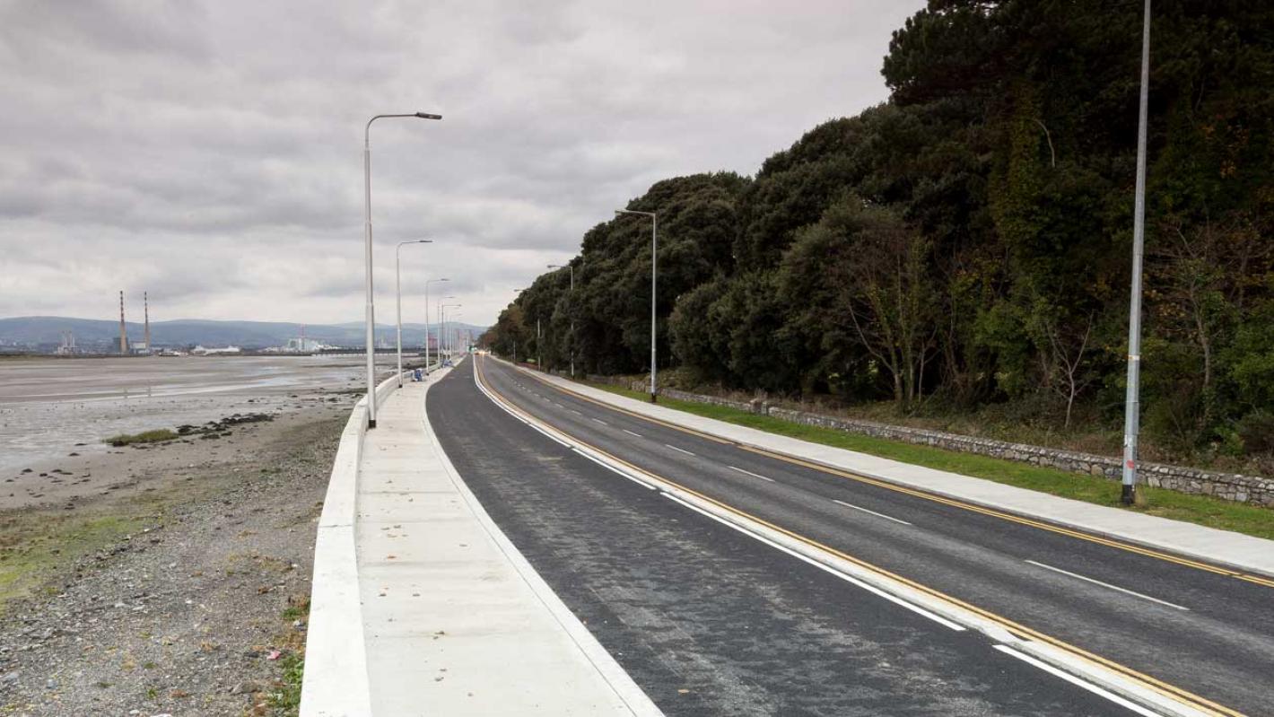 Dollymount promenade and flood protection banner image
