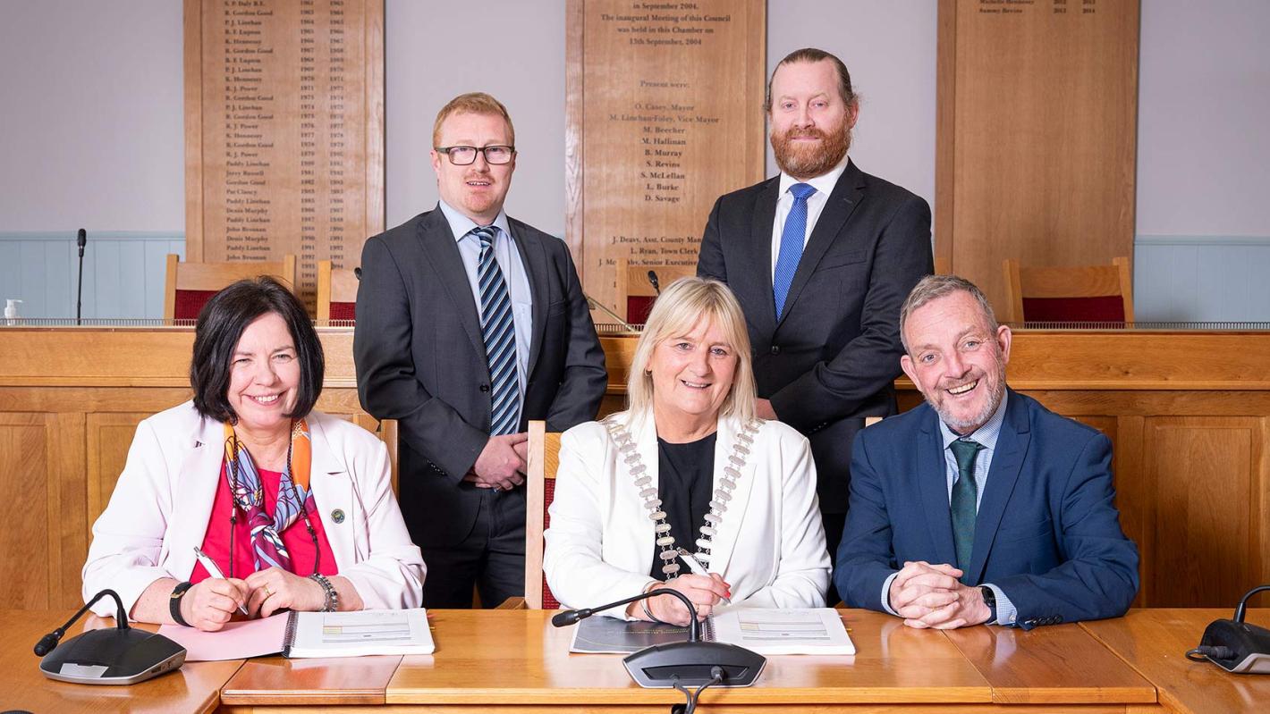 N25 Contract Signing Banner Image 