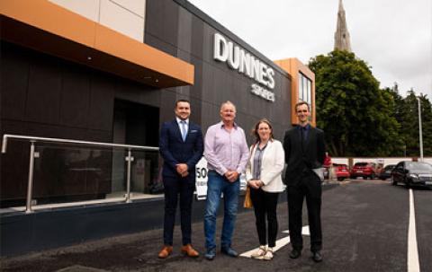 Dunnes Stores Team Photo News Tile