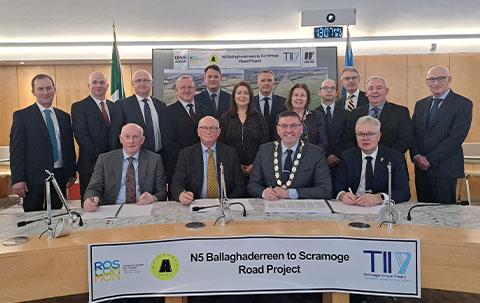 Contract signing for N5 Ballaghaderreen to Scramoge Road project 